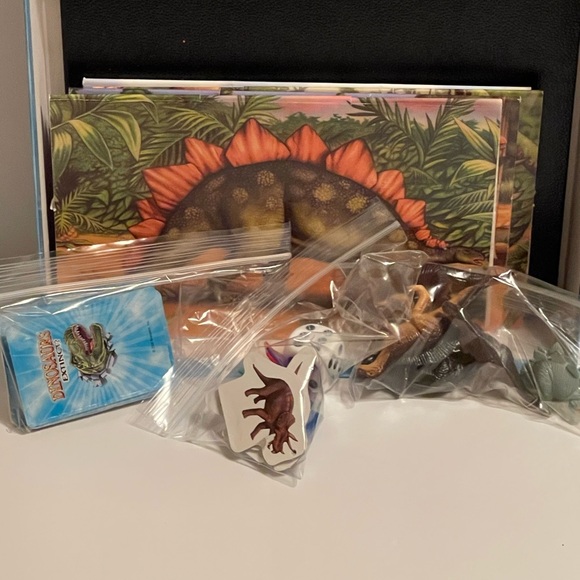 BRIARPATCH Dinosaurs Extinct?  Dinosaur Survival Board Game 2006 - Picture 9 of 9